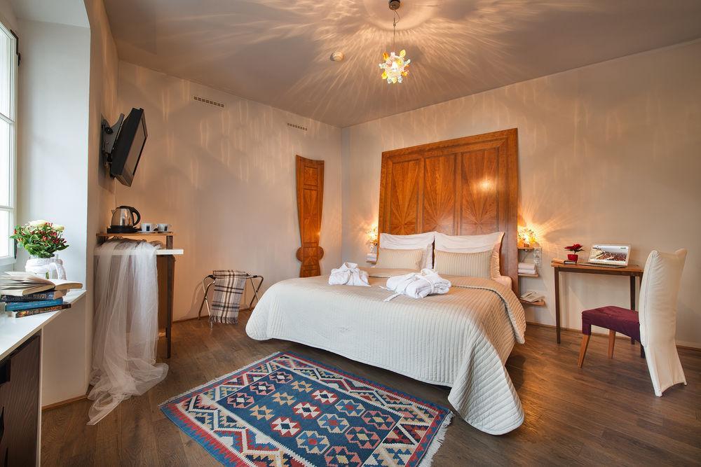 Otel Design Neruda 4*